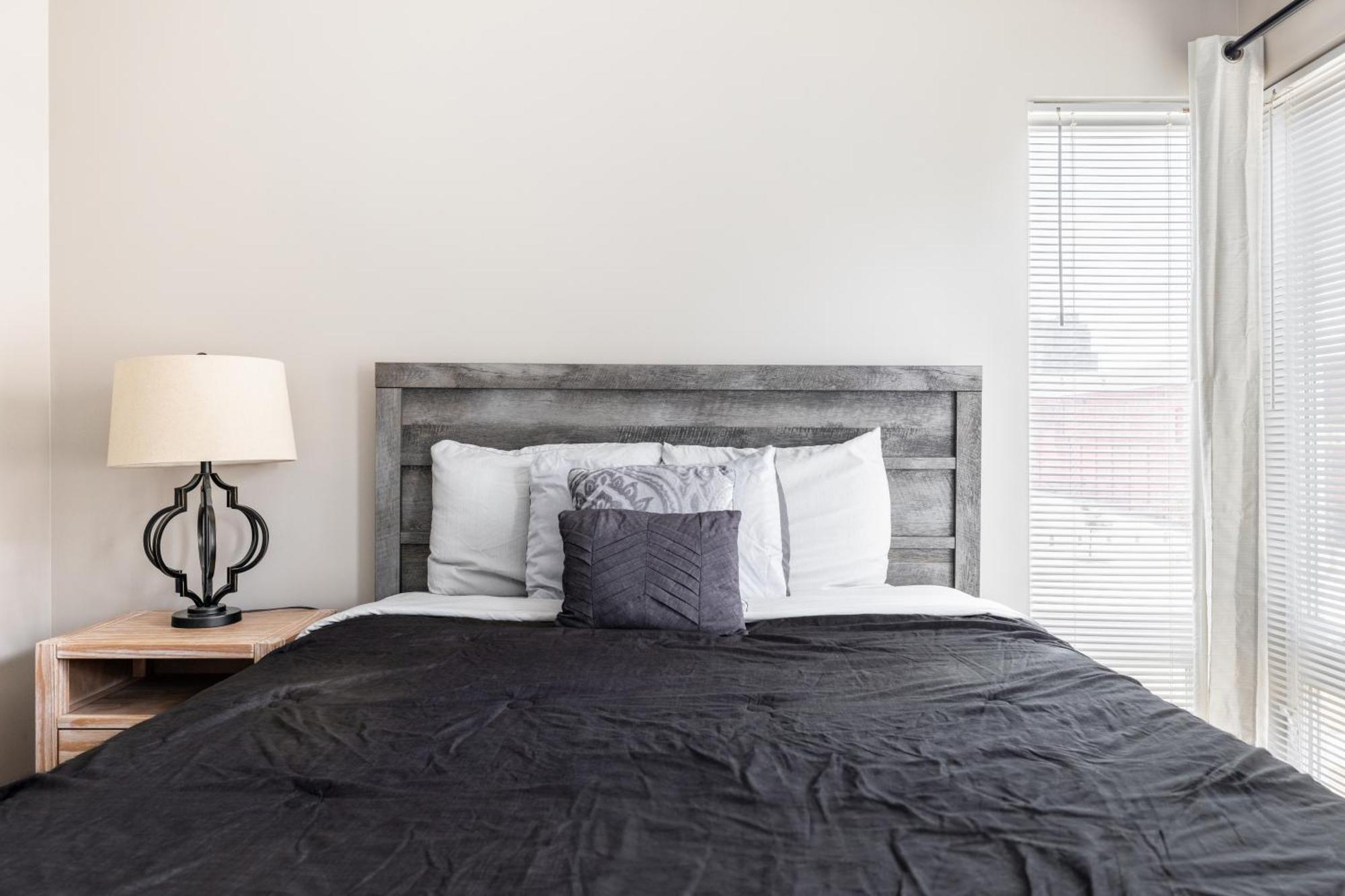 Luxury Downtown Townhome Unit 13 Cleveland Exterior photo
